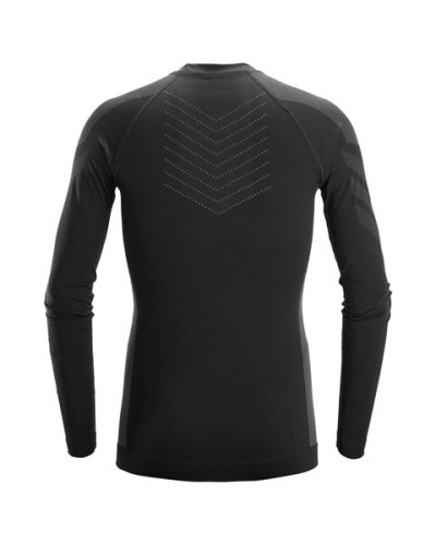 In Motion seamless base layer