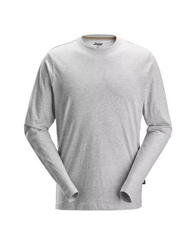 Long-sleeved T-shirt
