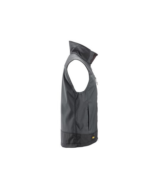 Softshell vest with stretch