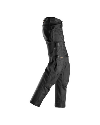 Women's stretch pants with holster pockets